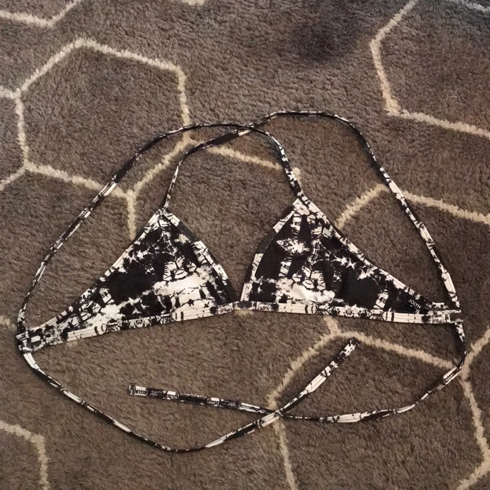 Jolyn bikini top